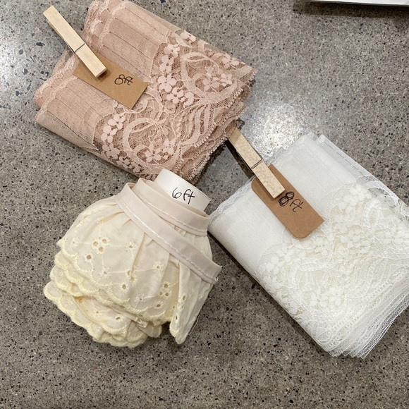 Lace Lot for sewing and crafts - Picture 8 of 9